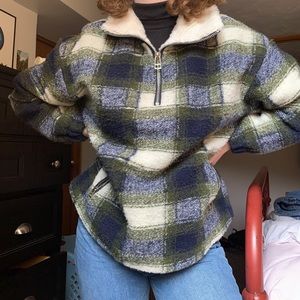 Comfortable zip up/pullover. Plaid.